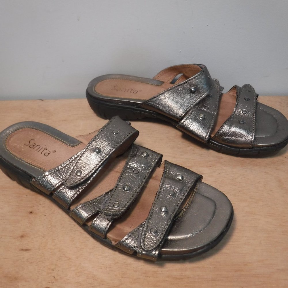 Sanita Bronzed/Metalic Leather Sandal Size 38 / 7.5 - 8